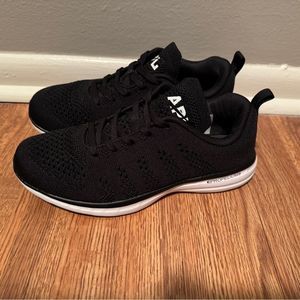 Athletic Propulsion Lab APL Techloom Pro knitWomen's Running Shoes Size 7.5Black